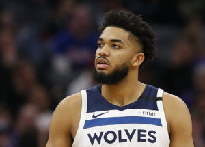 Timberwolves’ Towns Says Mother Hospitalized With COVID-19