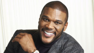 Tyler Perry Leaves $21K Tip For Out Of Work ATL Restaurant Workers!
